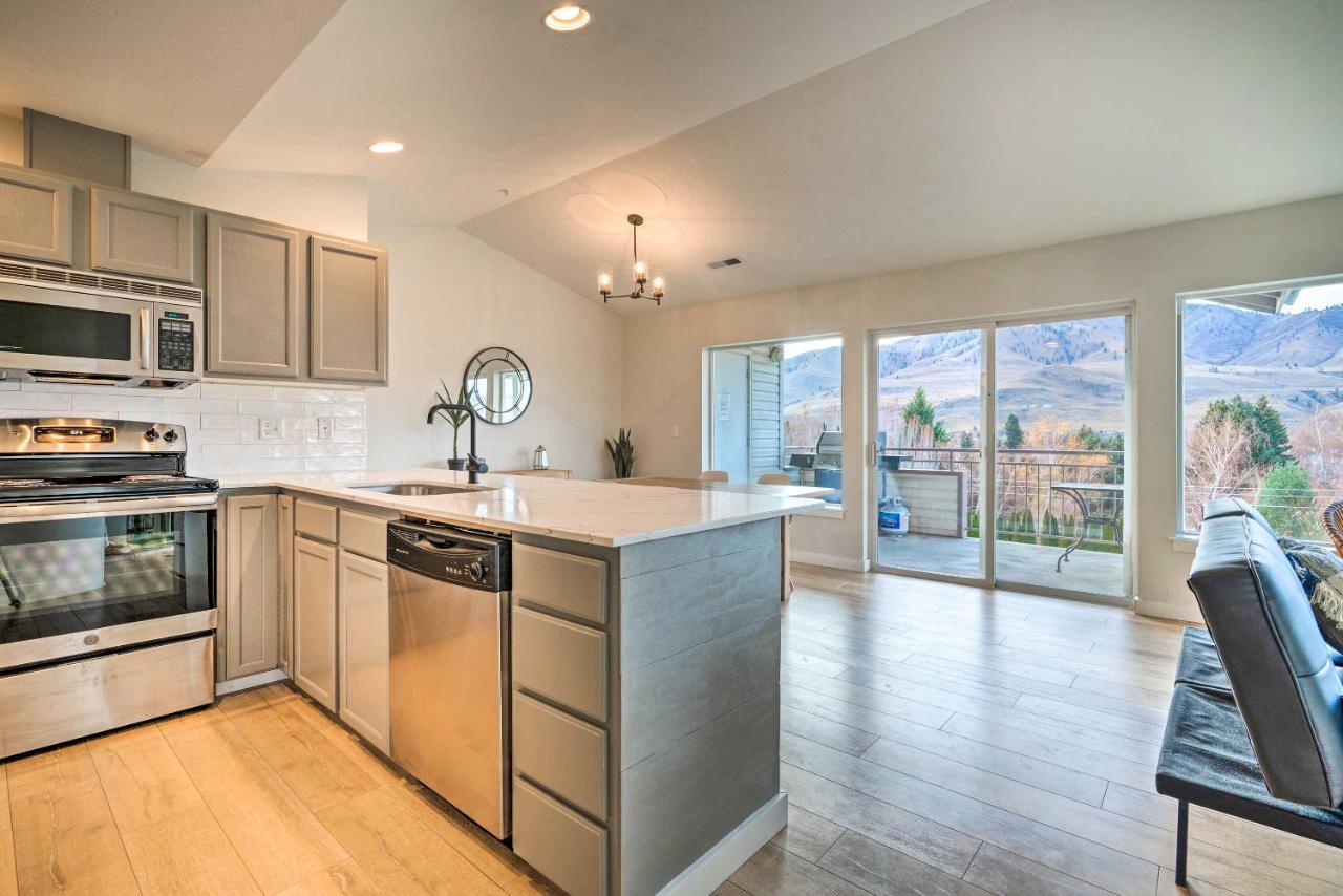 Chic Chelan Condo With Balcony, Walk To Lake And Dtwn! المظهر الخارجي الصورة
