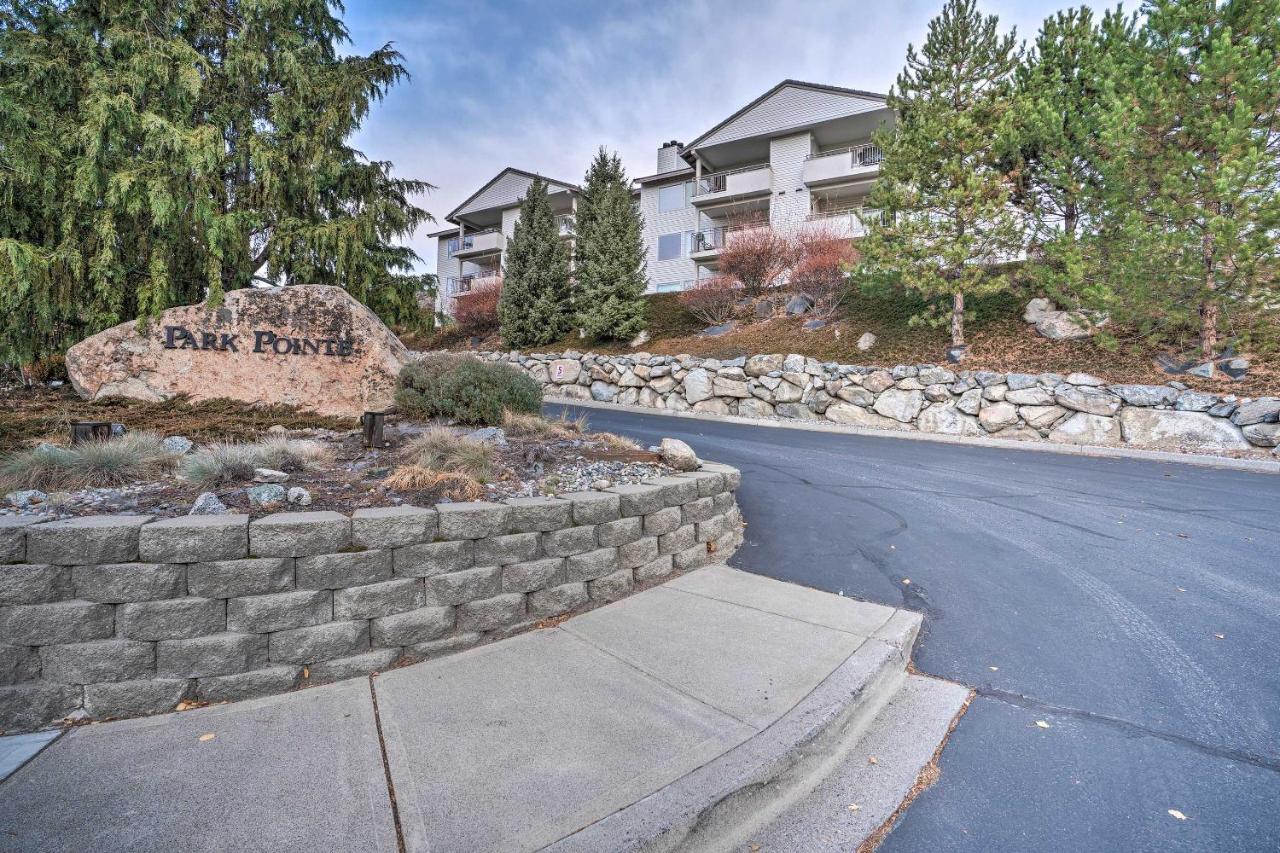 Chic Chelan Condo With Balcony, Walk To Lake And Dtwn! المظهر الخارجي الصورة